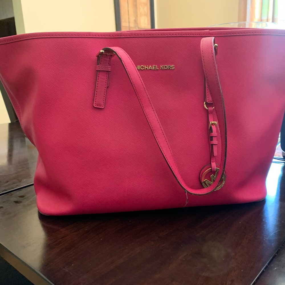 Michael Kors Jet Set Travel Tote